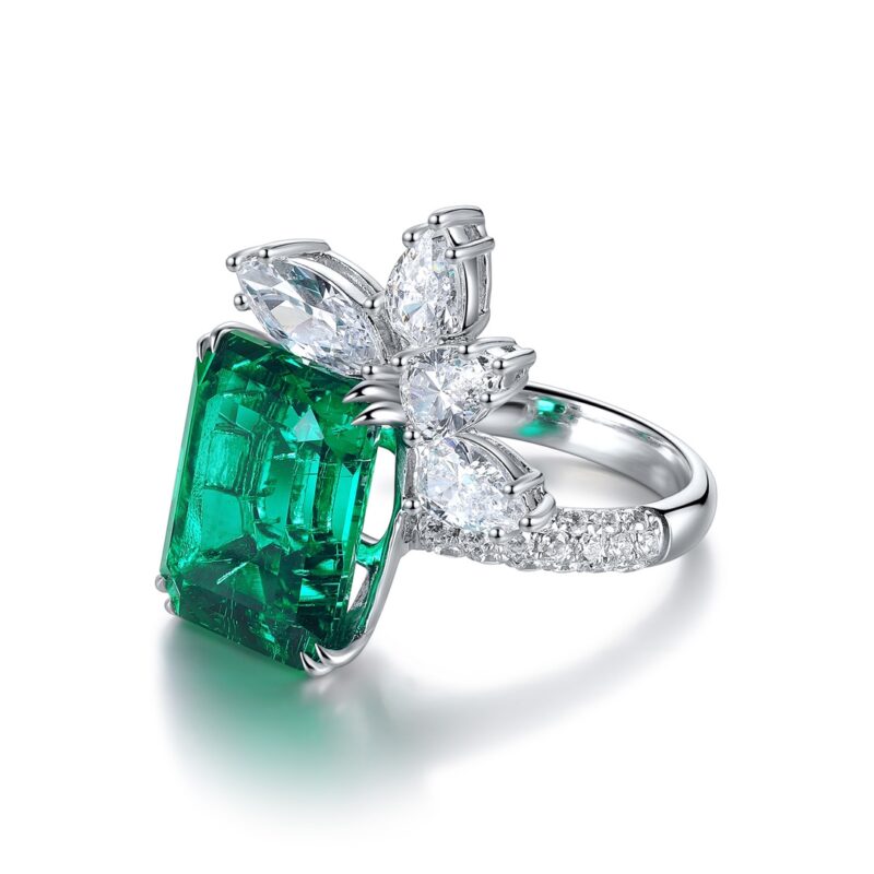 14K Artificial Emerald Ring